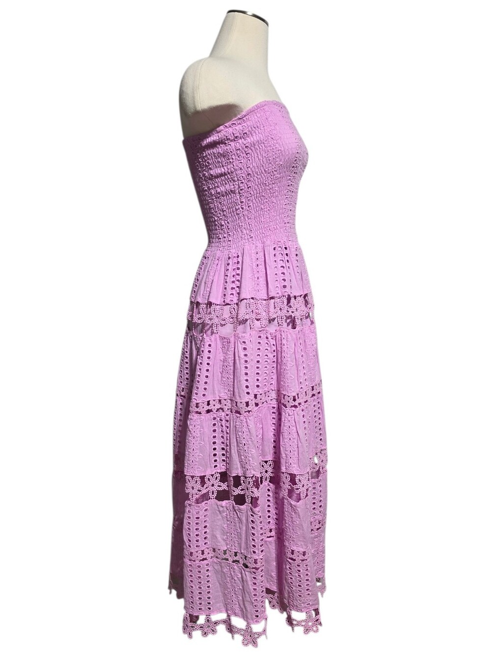STRUT & BOLT LAVENDER EYELET MIDI DRESS SZ M - Picture 6 of 11
